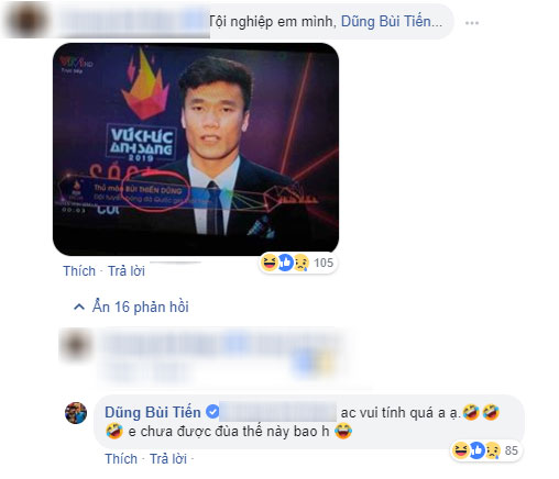 Bị viết nhầm tên thành Thiến Dũng trên sóng truyền hình trực tiếp, đây là phản ứng thú vị của thủ môn Bùi Tiến Dũng