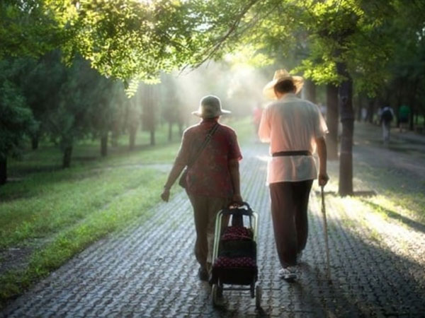 Con người đến tuổi 42, nhất định phải chuẩn bị sẵn cho mình 5 con đường lùi này Con người đến tuổi 42, nhất định phải chuẩn bị sẵn cho mình 5 con đường lùi này