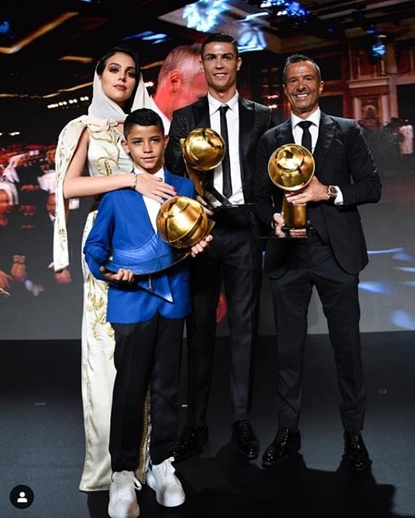 Ronaldo được vinh danh với 2 giải thưởng tại Globe Soccer