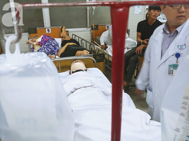 Thông tin mới nhất: 2 nạn nhân trong vụ container tông loạt xe máy ở Long An sắp được xuất viện