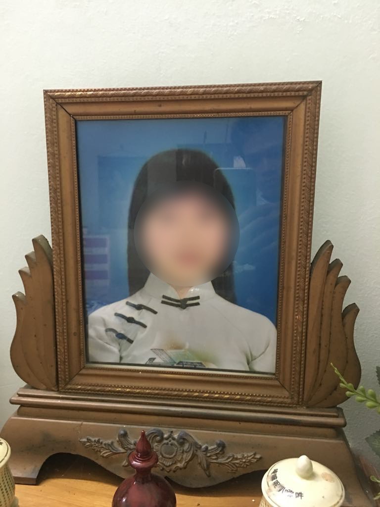 Chuyện về bức thư người mẹ viết thay con gái, nhờ nam sinh Ngoại Thương đi bộ hơn 2.000km trao tận tay thầy cô ở Sài Gòn