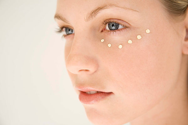 Những thói quen khi ngủ khiến làn da của bạn trở nên xấu xí Những thói quen khi ngủ khiến làn da của bạn trở nên xấu xí