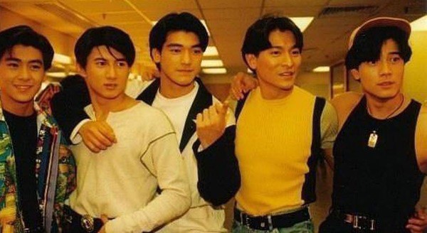 Loạt ảnh đáng giá ngàn vàng của sao Hoa ngữ ngày xưa: Không ngờ Song Hye Kyo là fan ruột của Trương Quốc Vinh