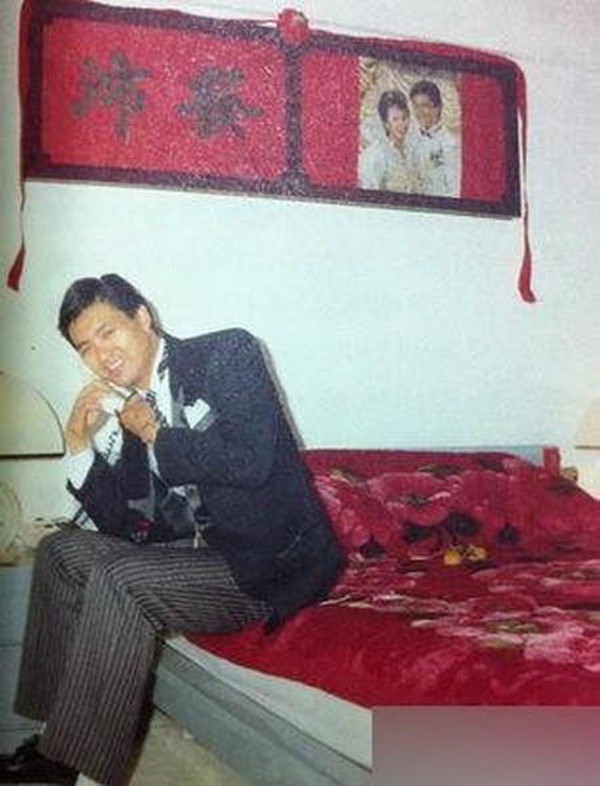 Loạt ảnh đáng giá ngàn vàng của sao Hoa ngữ ngày xưa: Không ngờ Song Hye Kyo là fan ruột của Trương Quốc Vinh