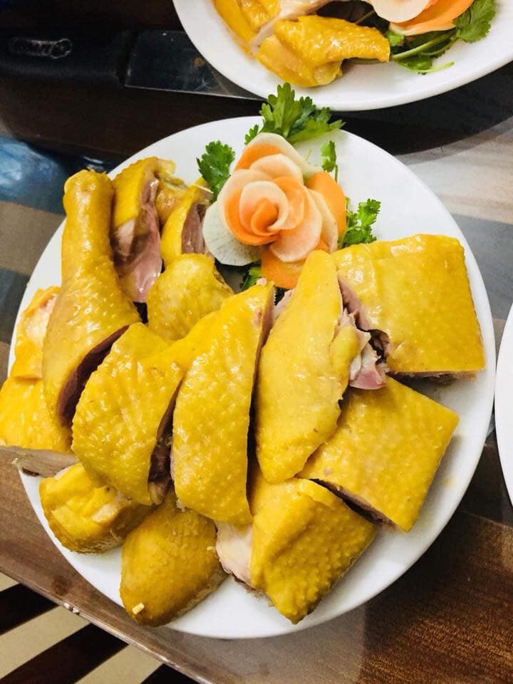 Cuối tuần chưa kịp nghỉ đã bị mẹ chồng bắt làm 4 mâm cơm đãi khách, nàng dâu nhanh trí chuẩn bị trong tích tắc khiến hội chị em trầm trồ khen ngợi