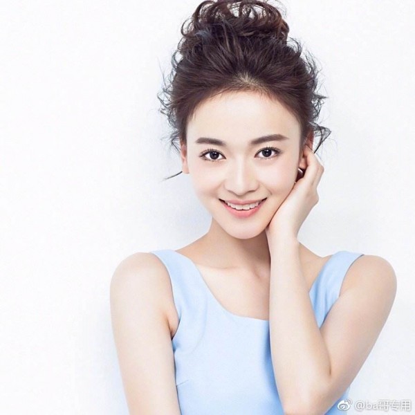 Nâng gà cưng có tâm như Vu Chính: Đưa Tam kim ảnh hậu Châu Tấn và Chương Tử Di đặt ngang hàng với Ngô Cẩn Ngôn