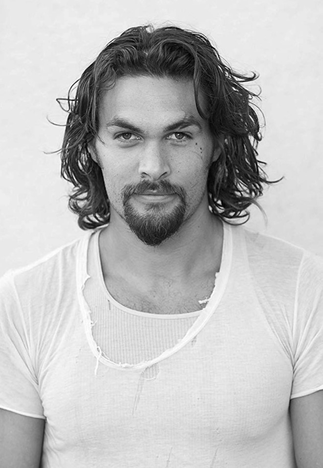 Vẻ nam tính, quyến rũ của người đàn ông đẹp nhất 2018 Jason Momoa