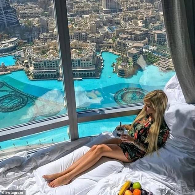 Khi bạn phải cày cuốc trở lại sau kỳ nghỉ lễ thì hội con nhà giàu lại sướng hết phần thiên hạ thế này đây