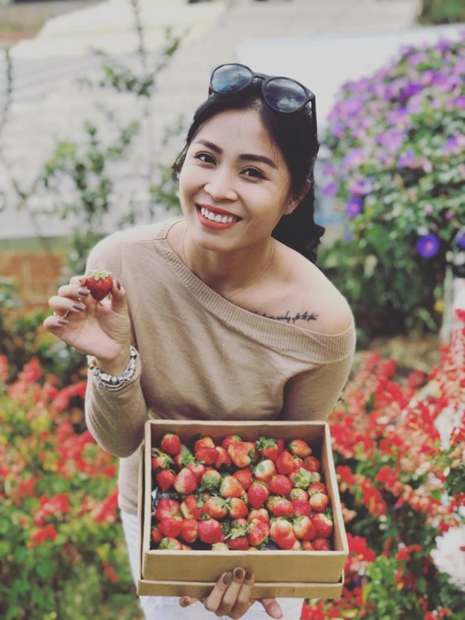 Vợ chồng MC Hoàng Linh tiếp tục khoe loạt ảnh tình tứ ở Đà Lạt