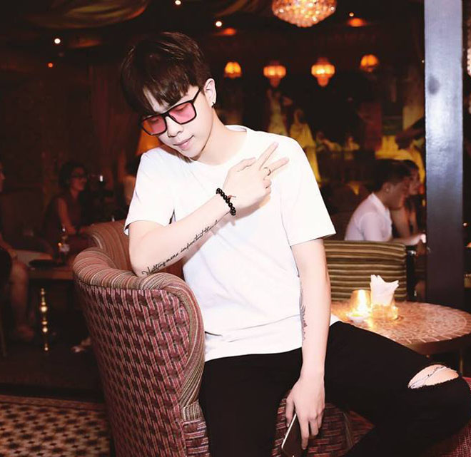 Lộ chân dung bạn trai mới đậm chất soái ca của ca sĩ Thu Thủy sau 1 năm ly hôn chồng? Lộ chân dung bạn trai mới đậm chất soái ca của ca sĩ Thu Thủy sau 1 năm ly hôn chồng?