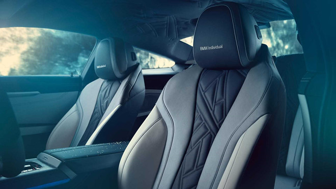 Xe sang BMW hàng độc dùng đá thiên thạch, nội thất sao đêm