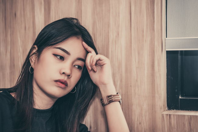 Gặp được người yêu cũ, ngỡ anh sẽ niệm tình mà quay lại, không ngờ anh nói một câu khiến tôi cay mắt