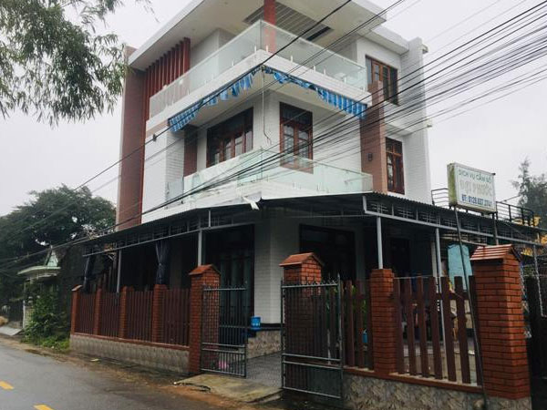 Công an bất ngờ về nghi phạm đâm gục bé gái 10 tuổi để cướp vàng