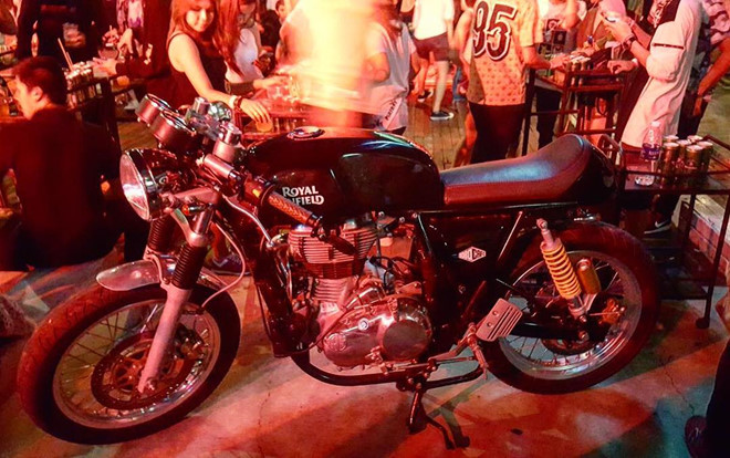 Thủ môn điển trai sẽ tranh suất bắt chính với Đặng Văn Lâm ở Thái Lan