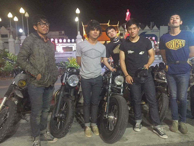 Thủ môn điển trai sẽ tranh suất bắt chính với Đặng Văn Lâm ở Thái Lan