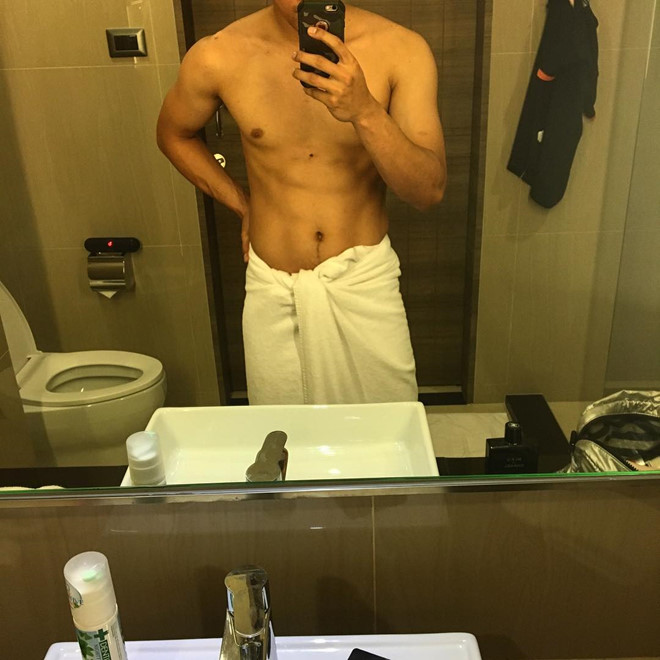 Thủ môn điển trai sẽ tranh suất bắt chính với Đặng Văn Lâm ở Thái Lan