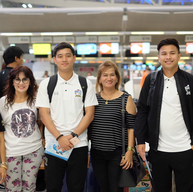 Thủ môn điển trai sẽ tranh suất bắt chính với Đặng Văn Lâm ở Thái Lan