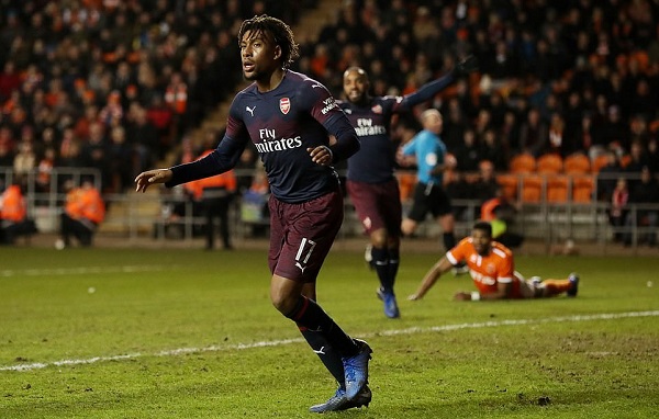 Clip: Sao trẻ tỏa sáng, Arsenal dễ dàng vào vòng 4 FA Cup