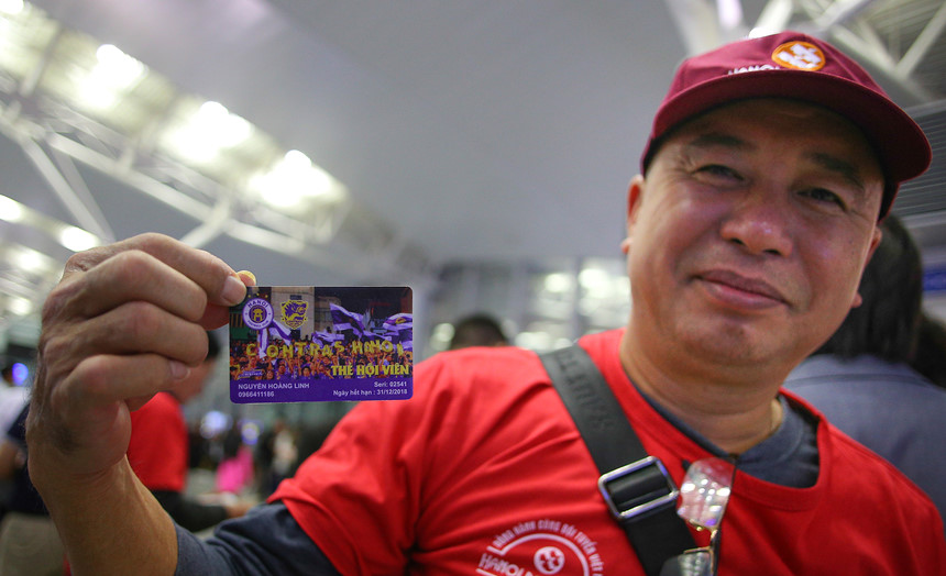 CĐV bắt đầu sang UAE tiếp lửa tuyển Việt Nam tại Asian Cup