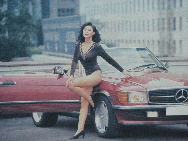 Nữ hoàng phim 18+ Hong Kong: Sống giàu sang phú quý, có con gái đẹp bốc lửa không kém mẹ