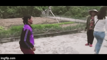 Cô gái Việt lột xác nhờ thẩm mỹ và phản ứng của người mẹ câm khiến dân mạng Trung Quốc rơi nước mắt