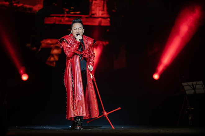 Ca sĩ Thu Phương, Đinh Hiền Anh liên tục bật khóc khi chia sẻ về cố nhạc sĩ An Thuyên