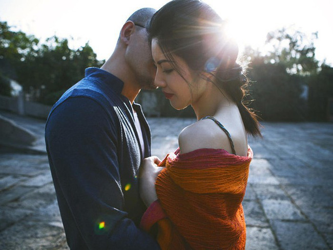 Phát hiện bạn trai qua đêm với gái lạ, cô nàng này đã có cách xử lý đáng để chị em học tập