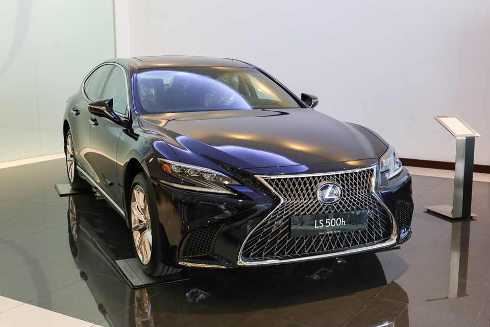 Chi tiết Lexus LS500h 2019 giá 8,75 tỷ đồng vừa ra mắt ở VN