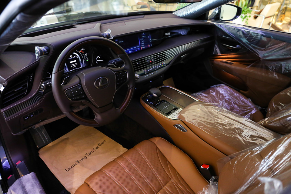 Chi tiết Lexus LS500h 2019 giá 8,75 tỷ đồng vừa ra mắt ở VN
