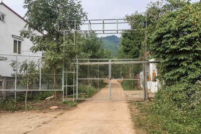 Thêm loạt biệt thự xẻ đất rừng Sóc Sơn bất động sau lệnh cưỡng chế