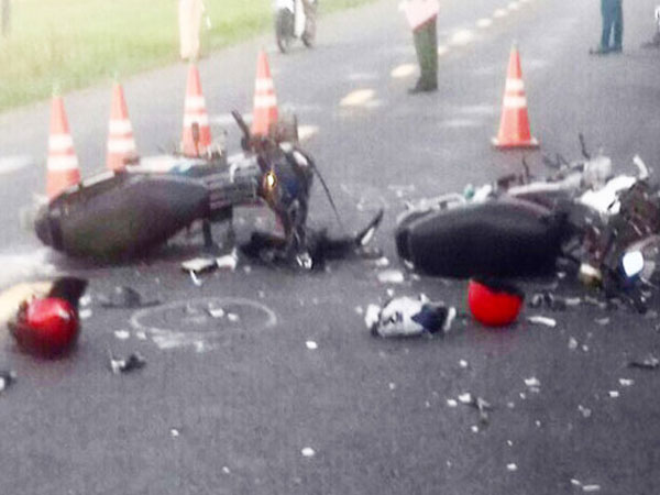 Thầy hiệu trưởng tử nạn trên đường đi dự tiệc cưới