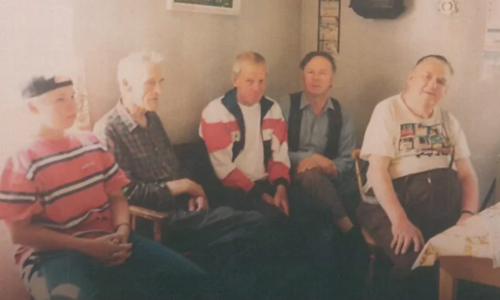 Triệu phú mất, người thân phát hiện chàng thừa kế là con hờ