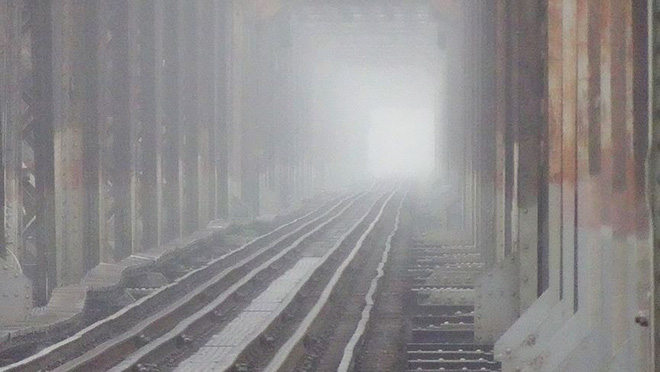 Hà Nội chìm trong sương mù sáng đầu tuần