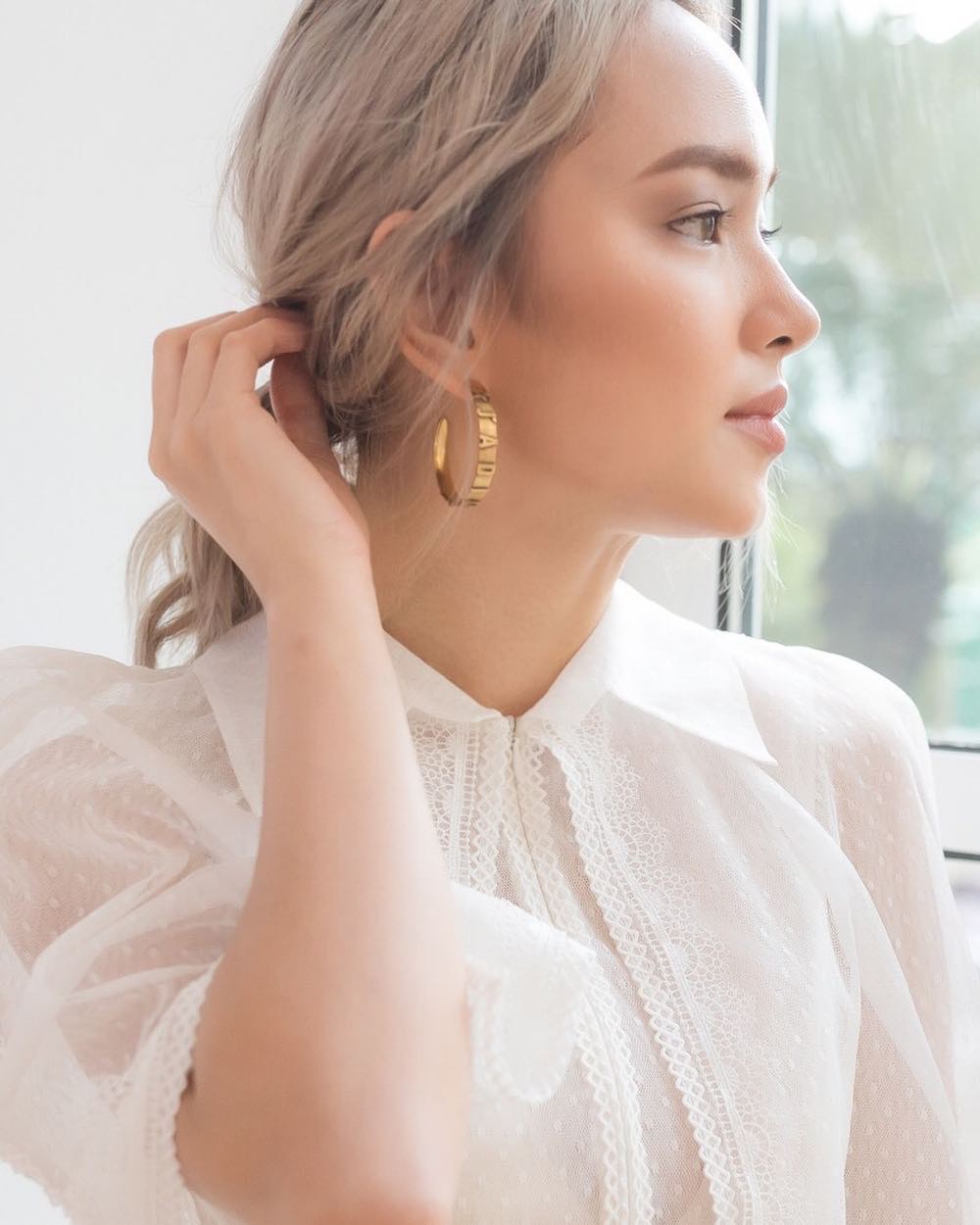 Bố Châu Bùi gửi con sau khi lọt Top 10 Nhân vật truyền cảm hứng của WeChoice: Con luôn phải là chính mình!