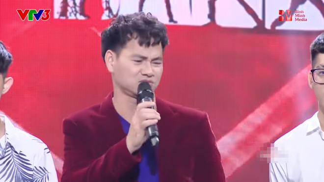 Nhạc sĩ Phương Uyên đá xoáy diva Mỹ Linh: Có một bài mà hát mãi!