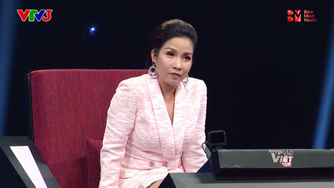 Nhạc sĩ Phương Uyên đá xoáy diva Mỹ Linh: Có một bài mà hát mãi! Nhạc sĩ Phương Uyên đá xoáy diva Mỹ Linh: Có một bài mà hát mãi!