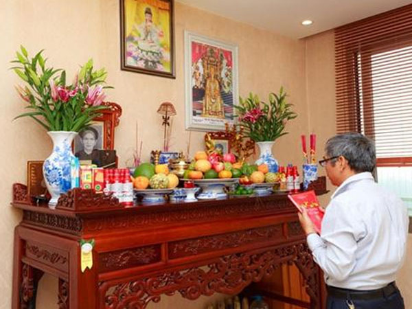 Ban thờ cấm để thế này nhà nào mắc phải xác định nghèo hèn khốn đốn, gia đình thường xuyên mâu thuẫn