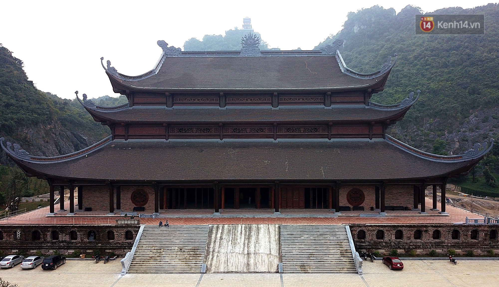 Cận cảnh ngôi chùa lớn nhất Việt Nam - Nơi sẽ đặt báu vật thiên thạch mặt trăng 600.000 USD được đấu giá từ Mỹ