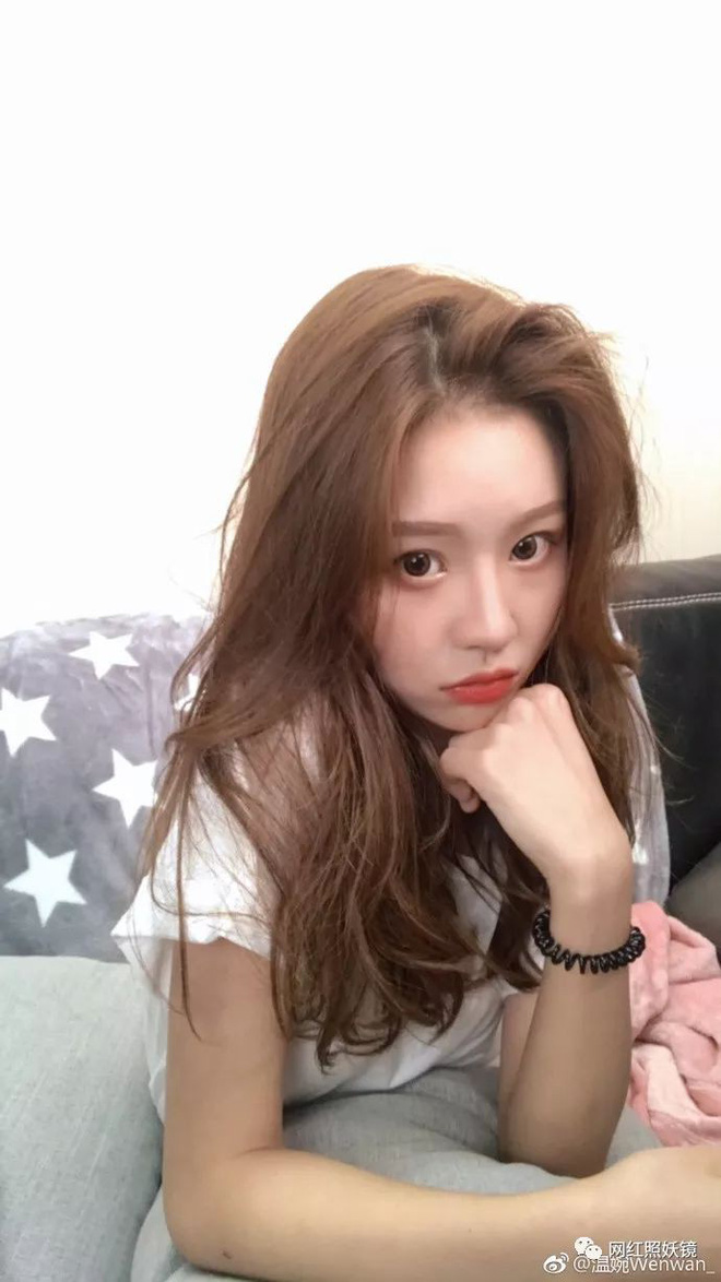 Hot girl 17 tuổi Trung Quốc để lộ nhan sắc thật như... 27 tuổi khiến cư dân mạng ngã ngửa