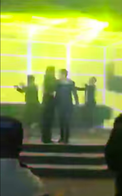 Khẳng định Noo Phước Thịnh là người quan trọng trong đời, Mai Phương Thúy lên tận sân khấu ôm tình cũ khi đang hát