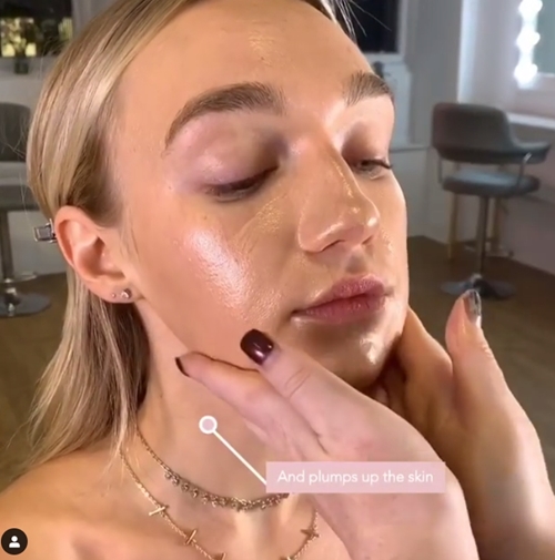 Trang điểm làn da yoga: Xu hướng thống lĩnh 2019