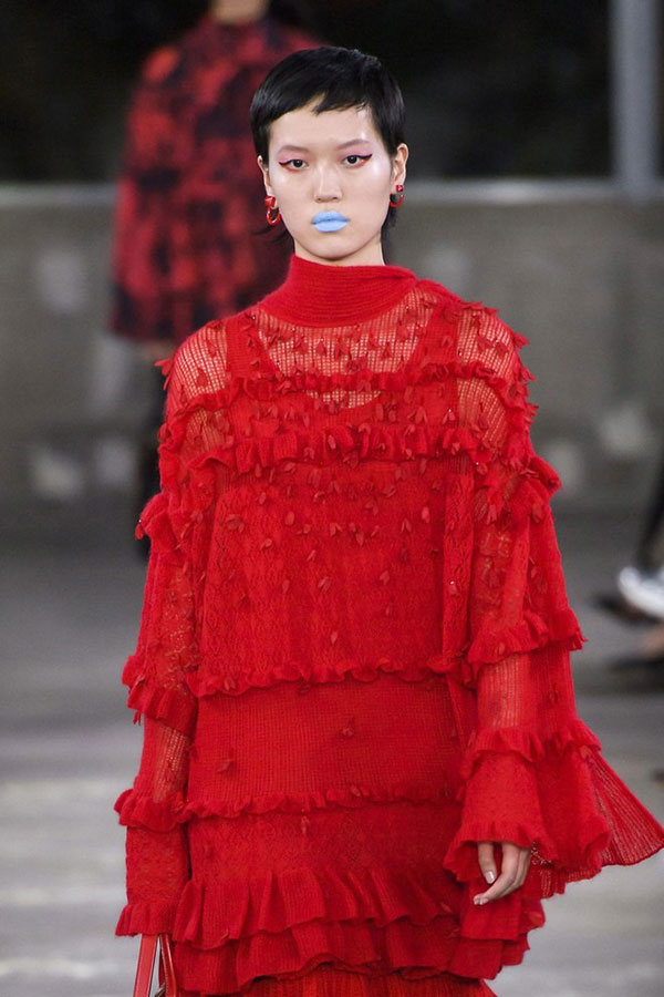 8 xu hướng làm đẹp được ưa chuộng tại tuần lễ thời trang Pre-Fall 2019