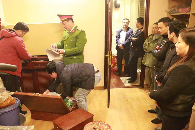 Tiết lộ các thủ đoạn tinh quái của Hưng kính, ông trùm bảo kê chợ Long Biên