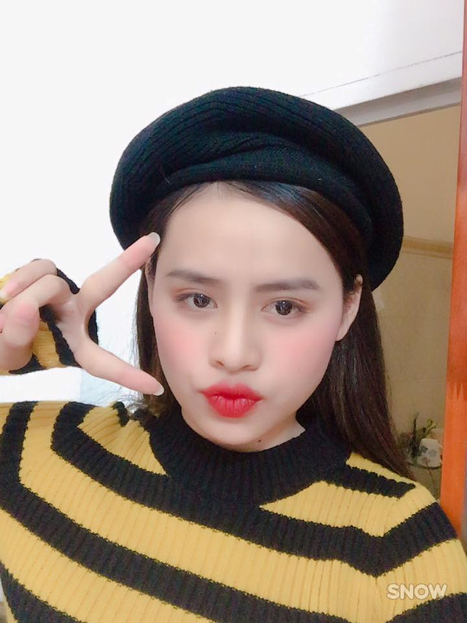 Nhan sắc tươi tắn, rạng rỡ của hai tân á khôi ĐH Hutech