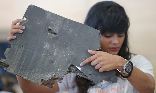 Mảnh vỡ tìm thấy ở Ấn Độ Dương có thể của máy bay MH370