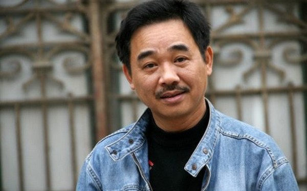 NSND Trung Hiếu chịu dừng cuộc chơi để cưới vợ rồi nhưng Ngọc hoàng Quốc Khánh vẫn thích độc thân vui vẻ dù đã ở tuổi 57