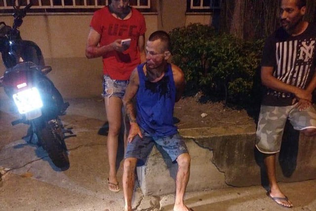 Vụ cướp hài hước nhất năm: Mang theo súng giấy, gã tội phạm gặp đúng nữ võ sĩ chuyên nghiệp và phải gọi cảnh sát đến cứu