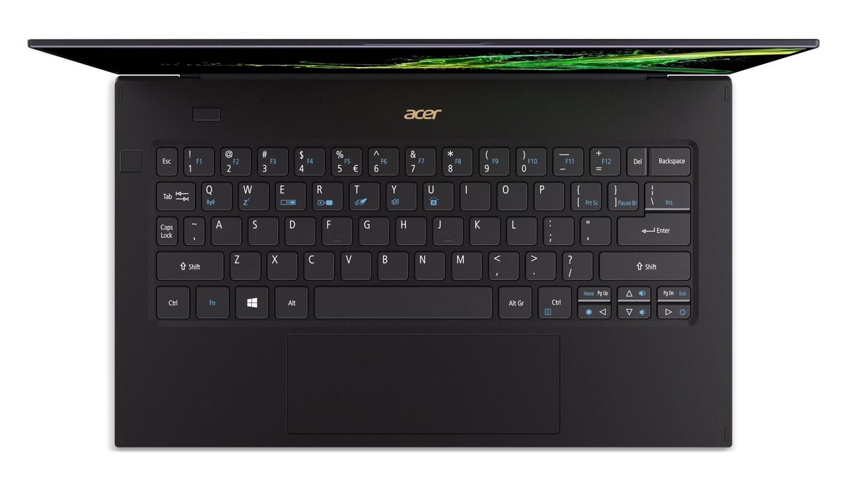 Laptop 14 inch nhẹ nhất thế giới