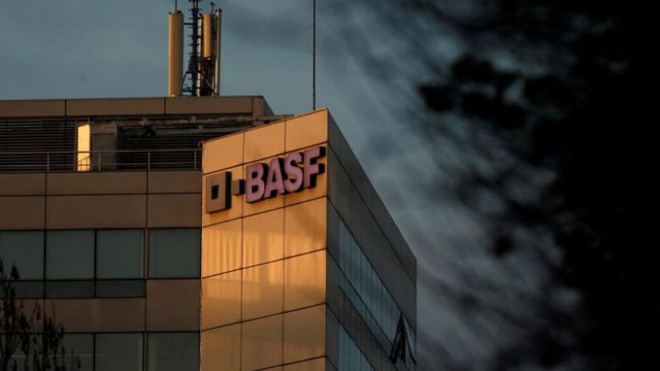 Nhà cung ứng quan trọng của Intel và Samsung bị công nhân tuồn công nghệ sang Trung Quốc