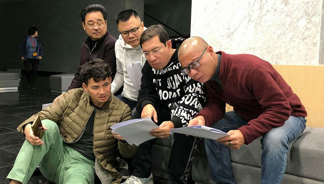 Táo Quân 2019: Tập luyện xuyên đêm, Xuân Bắc khoe không đọc kịch bản thì các Táo không cần đeo kính